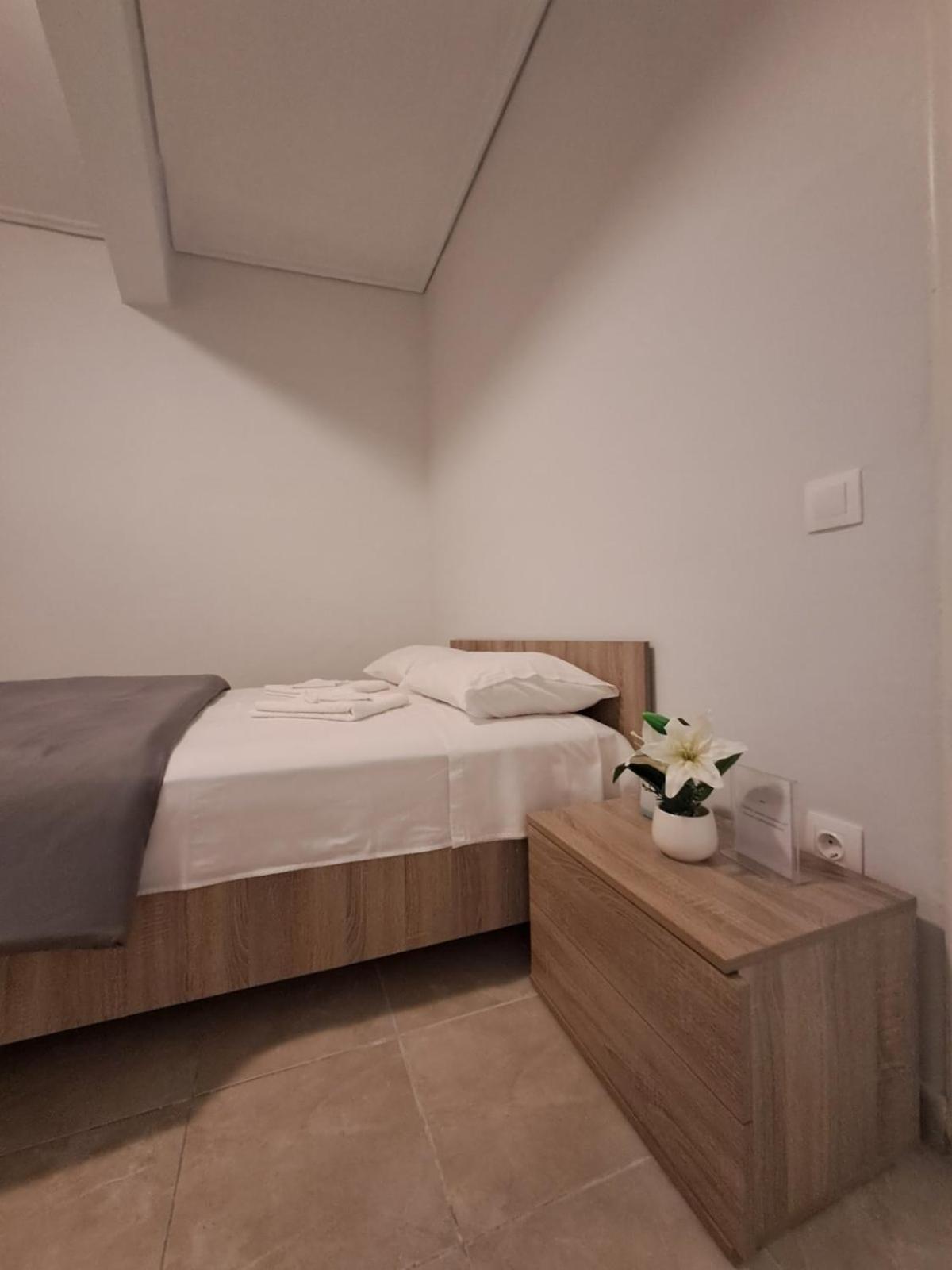 Lysandros Comfortable Apartments In Athens, Near The Metro Exterior foto